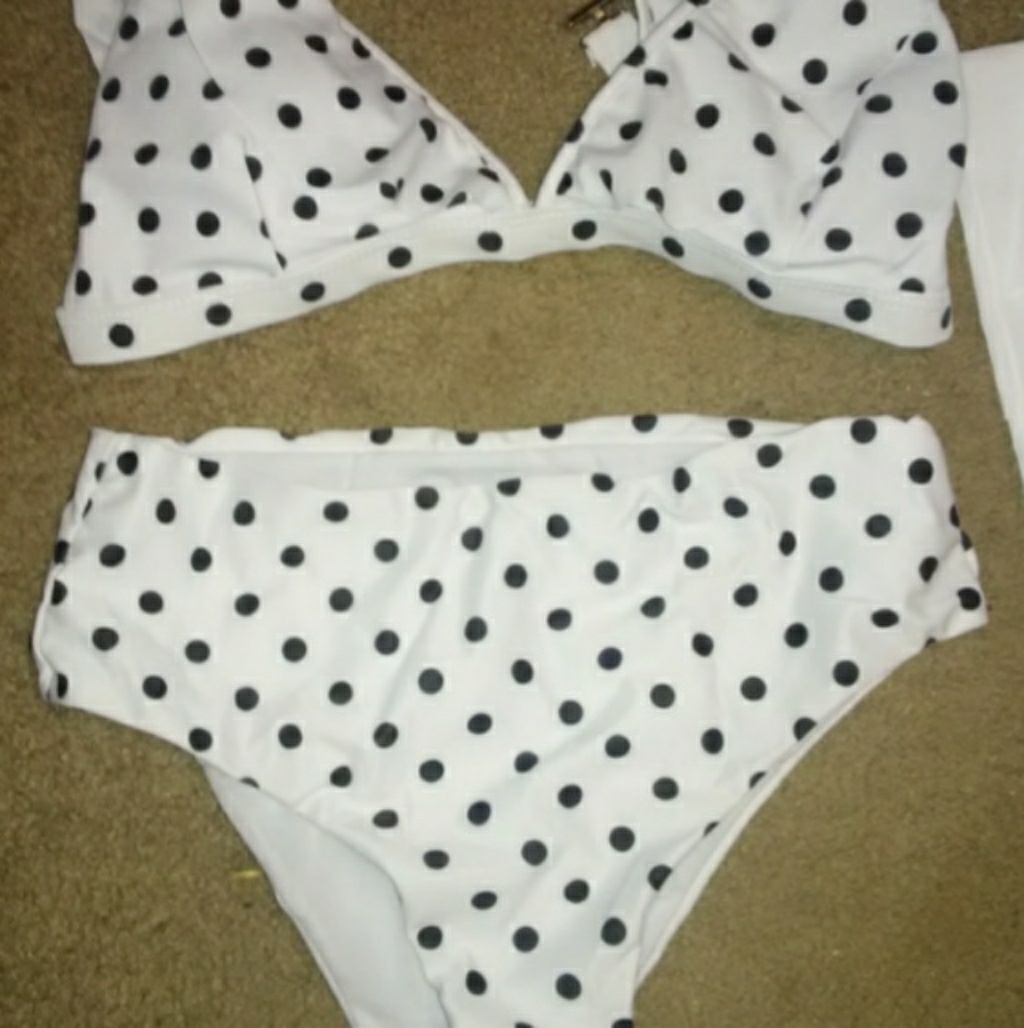 Bathinsuit
